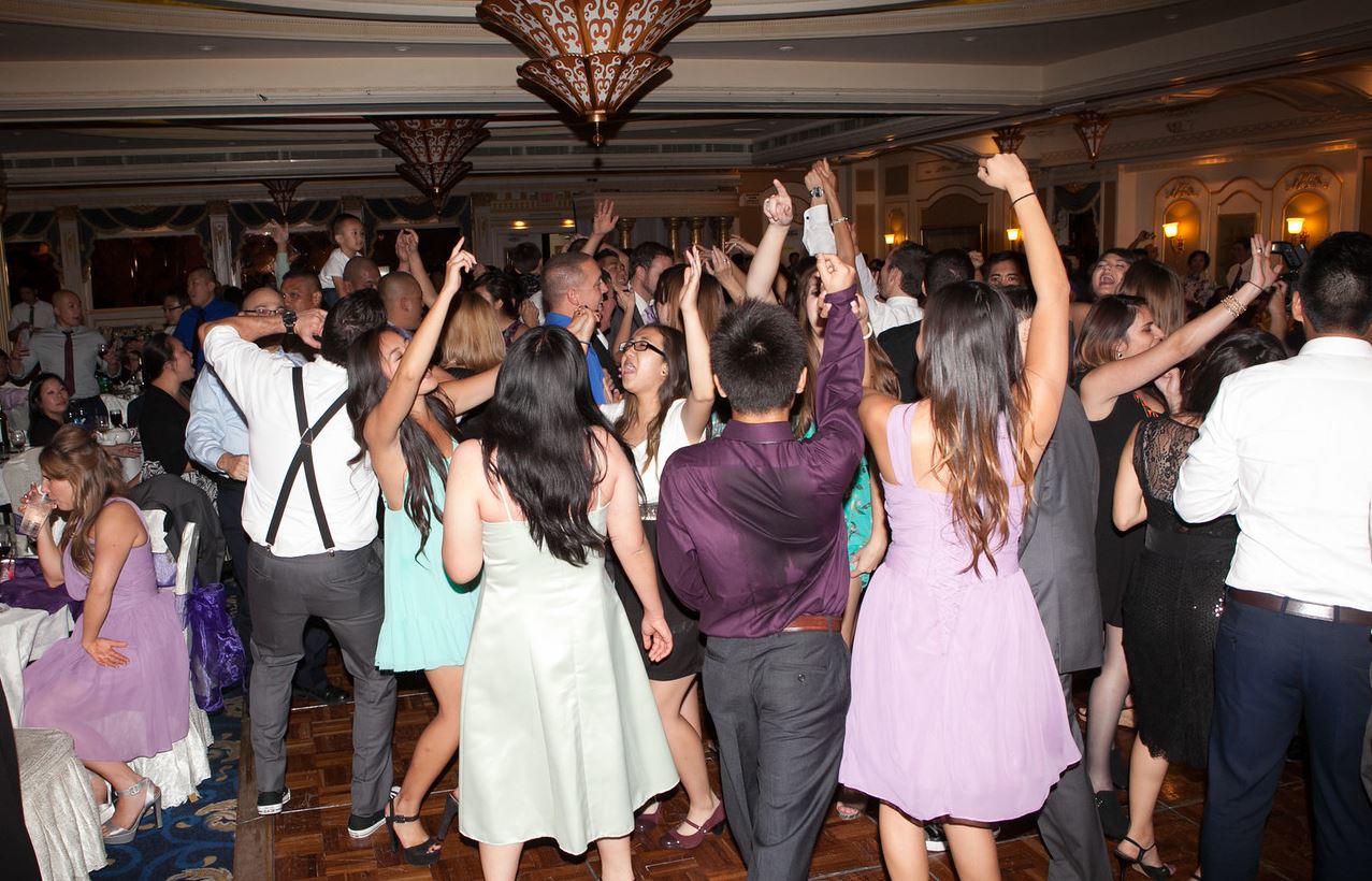 Packed floor -Jessica wedding with The Funktion NJ